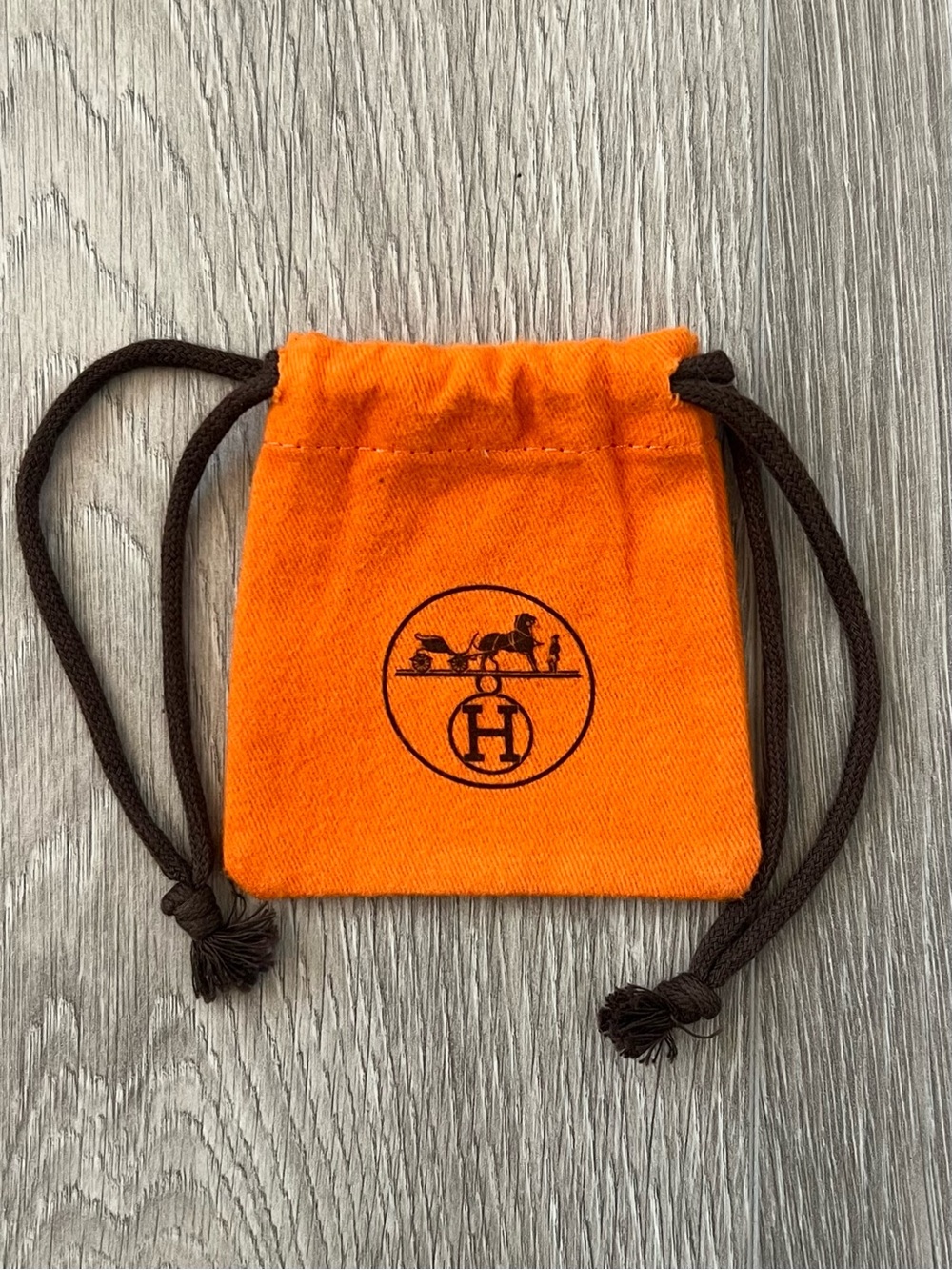 Hermes dust bag (C135)